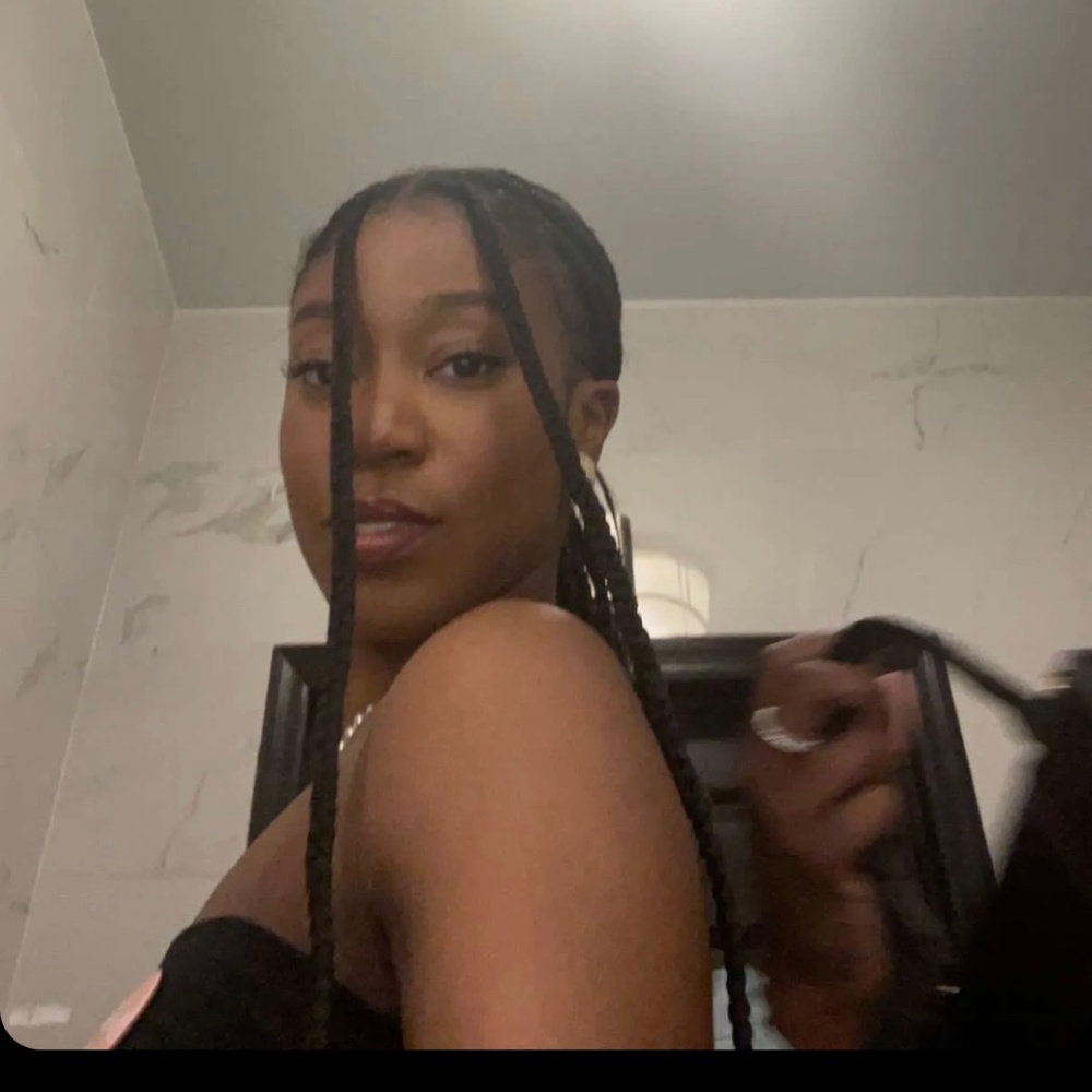 Meet your Posher, Fake ass ballerina